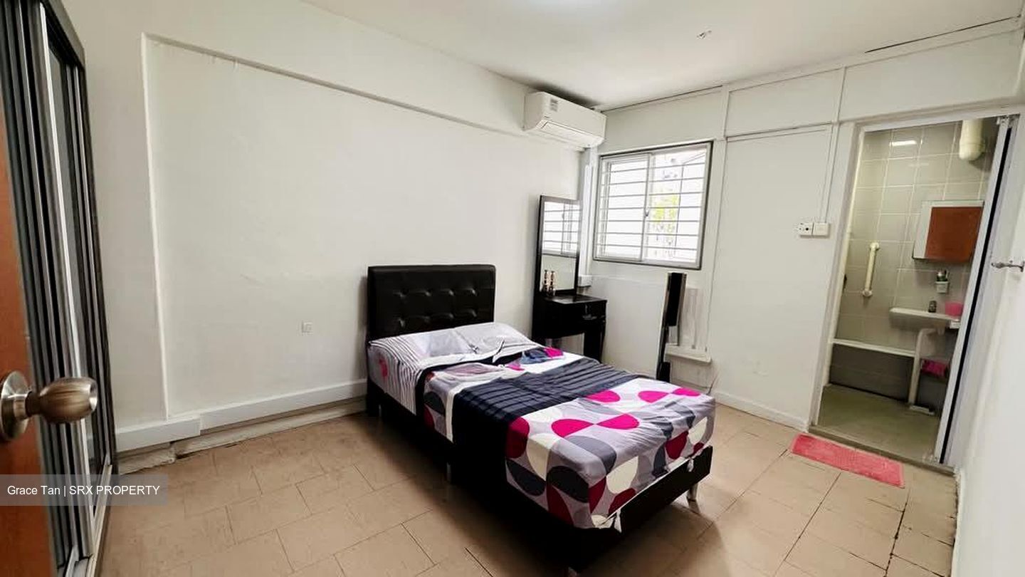 Blk 232 Jurong East Street 21 (Jurong East), HDB 3 Rooms #600607951